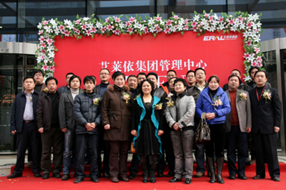 ���R���l(f��)չ�������_�A