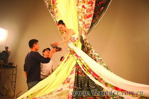 ������������һҹ��ͬ��