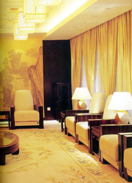 ɽ����̺������(chu��ng  )���A(y��ng)�l(f��)չ