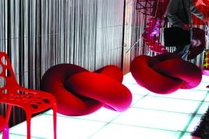 ���m�Ҿ�չ��һ�w��ܛ�b�