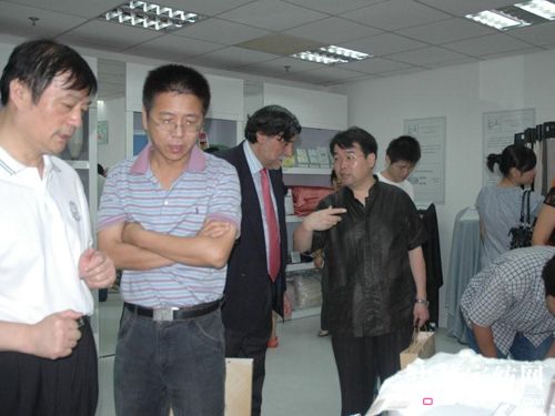 �Ϻ��F�������a(ch��n)�I(y��)�@��(chu��ng  )�»��ؽ��ս���