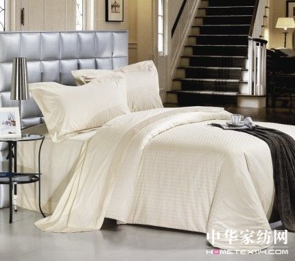 �Ϸ����2010�괺����Ʒ����څ�݈��