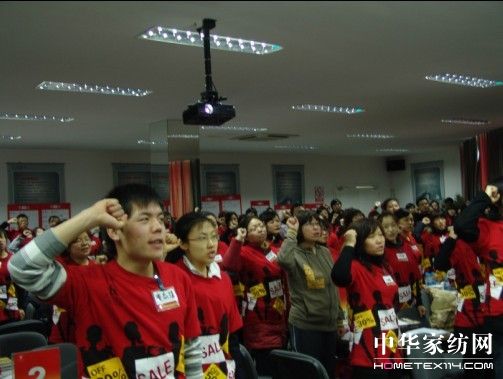 ��׷���г�Խ����׿Խ��͑׃