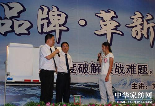 ���_�m�e�н�(j��ng)�N(xi��o)�̾�Ӣ��Ӗ��(hu�� )