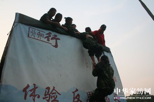 �����������۟��F�