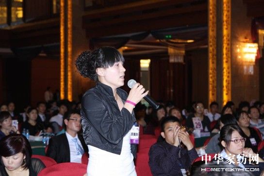 �Pʢ2011������Ʒ����څ�ݰl(f��)���A�M(m��n)�Y��