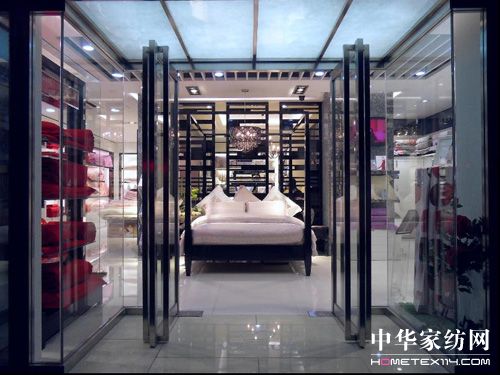 ����ף�R���_�Ҽ��I(y��)��(j��)ͻ��һ��(g��)�|