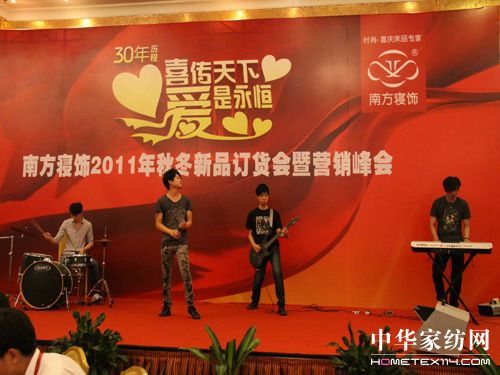 �Ϸ���������e���M�g���䘷(l�� )����