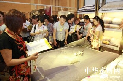 �������Ҽ������{�е��A��