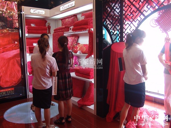 ���m�Ҽ�2011�ﶬ��Ʒӆ؛��(hu�� )���M(j��n)��