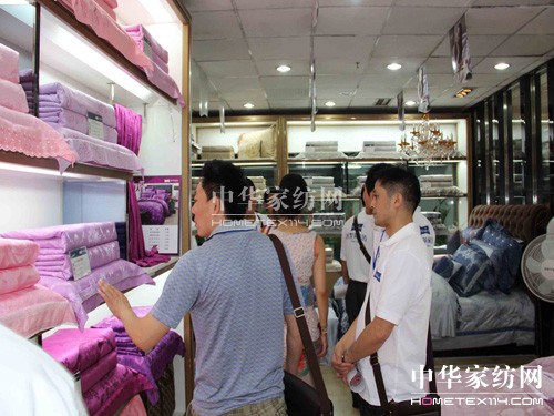 �Ӊ�(m��ng)�R�Ҽ�2011���ϠI(y��ng)�N(xi��o)���(hu�� )���_(k��i)