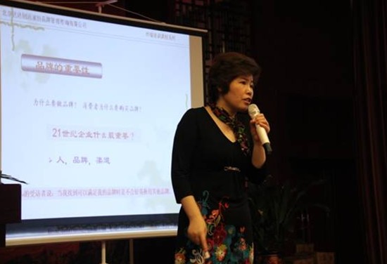 �_�_��(chu��ng  )�h���(��i)֮�ѼҼ��M(j��n)�Ѓ�Ӗ