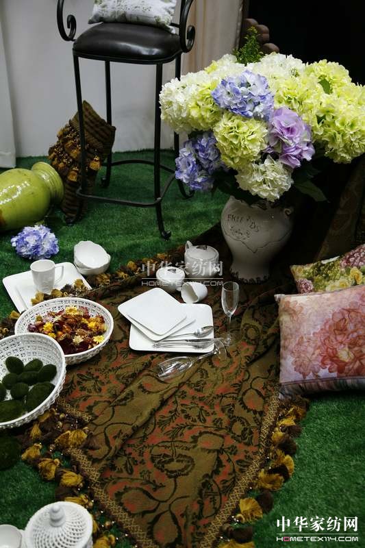 ���A֮��������Ȼ����¶