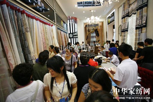 ���ڇ��H�Ҽ���ˇչ�[��(hu�� )�_(k��i)Ļ