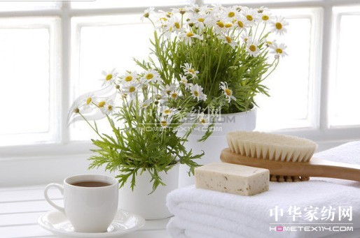 ����������{���I(y��)�� 18��(g��)�Ҿӽ���С����