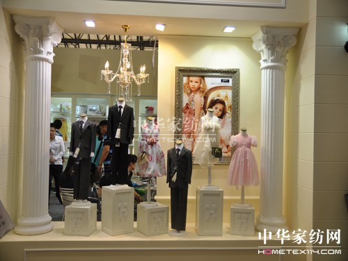 �Ї��߶ˋ�ͯƷ��i-baby��������2012CBME�Ћ�ͯչ