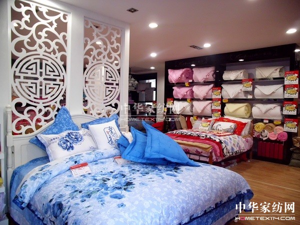 ���m�Ҽ��������(zhu��n)�u(m��i)��ʢ�b�ǈ�(ch��ng)