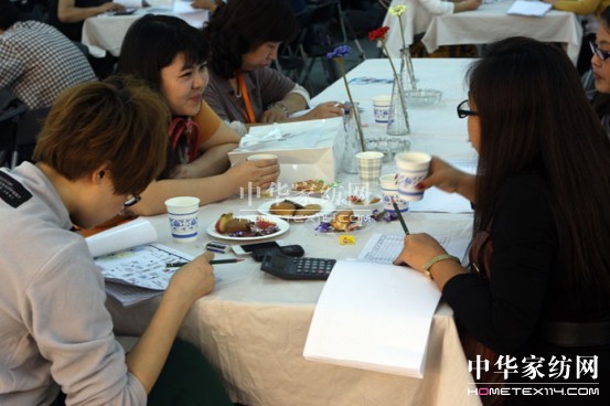 ���R���Ҽ�2013������Ʒӆ؛��(hu�� )�A�M(m��n)�e��