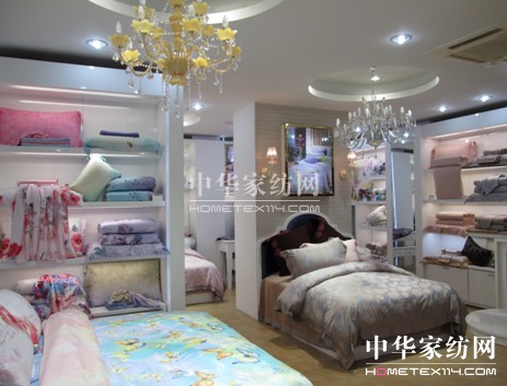 ������(m��ng)ֱ�I(y��ng)�N(xi��o)�ی�(zhu��n)�u(m��i)��ʢ�b����