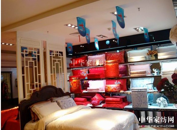 ���m���B��(zhu��n)�u(m��i)��𱬵ǈ�(ch��ng)