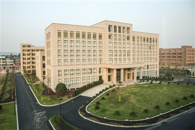 ������q�������ں����I(l��ng)�ИI(y��)����