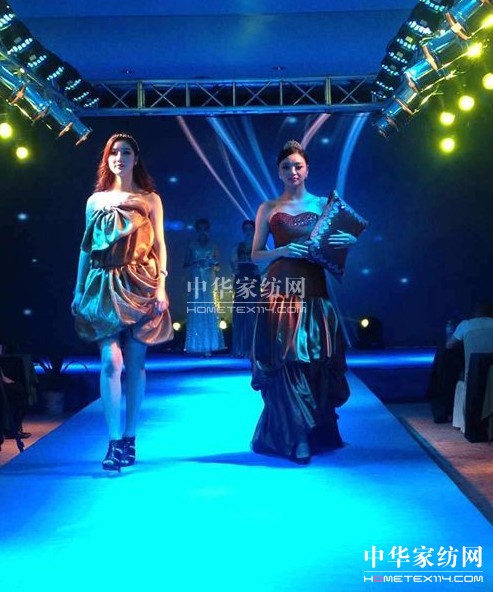 2014�����Ҽ���(j��ng)�N(xi��o)�̴��(hu�� )��ӆ؛��(hu�� )�A�M(m��n)�ɹ�