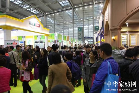 ���ڼҼ�չ��ܛ�bʢ��(hu�� ) ���Lδ��(l��i)