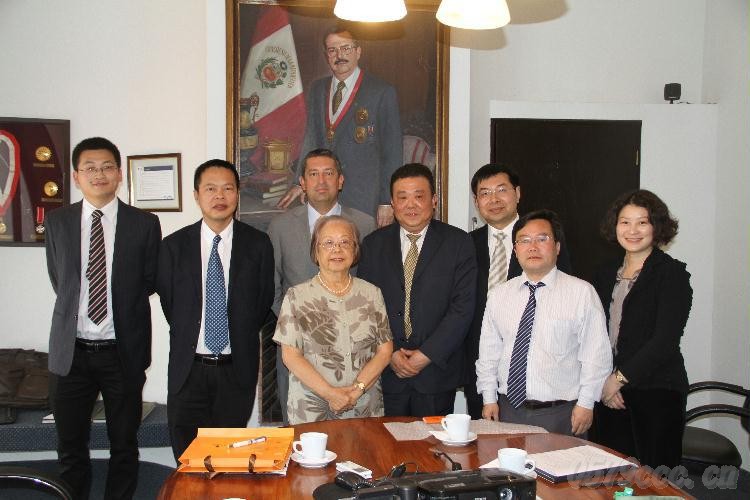 �x��չ�[��˾�c�����̕�(hu�� )��ӆ���Ժ����f(xi��)�h