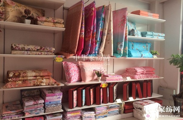 ����ף�Rɼɼ�Ҽ��M(j��n)�v��|