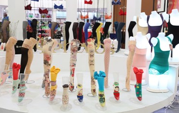 ��ᘕ�(hu�� )���������r(sh��)������