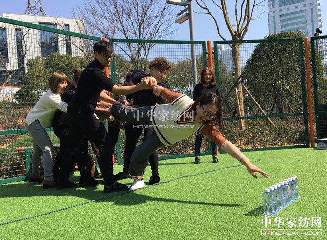 PʢҼ2017ƷȫѲӖ(hu )һվڽʽ_(ki)Ļ