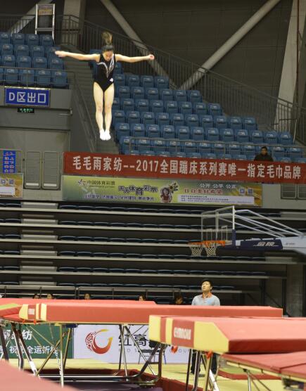 ëëҼȫĴϵِ\(dng)ëŮ