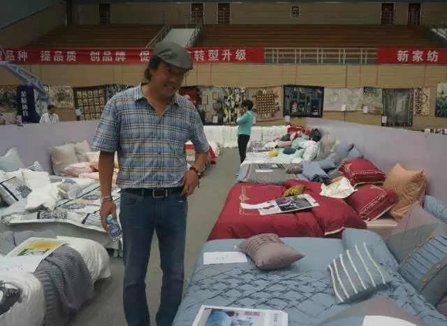 Ҹζϯͨ300Ҽa(chn)ƷŮ