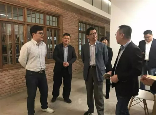 ЇҼf(xi)(hu )һ{вҼҵ̺