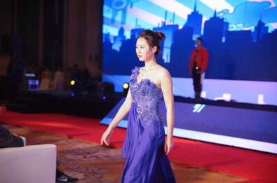 2018ҼFL(fng)ʢӭ(hu )AM(mn)Ļ