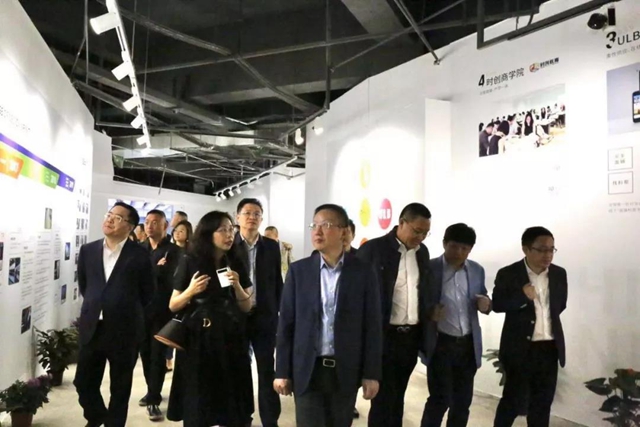 32f(wn)(hu)ɽ9000f(wn)ԪʮЇҼ(hu)彻ו(hu )¡_(ki)xͨݼҼa(chn)I(y)1+3¸